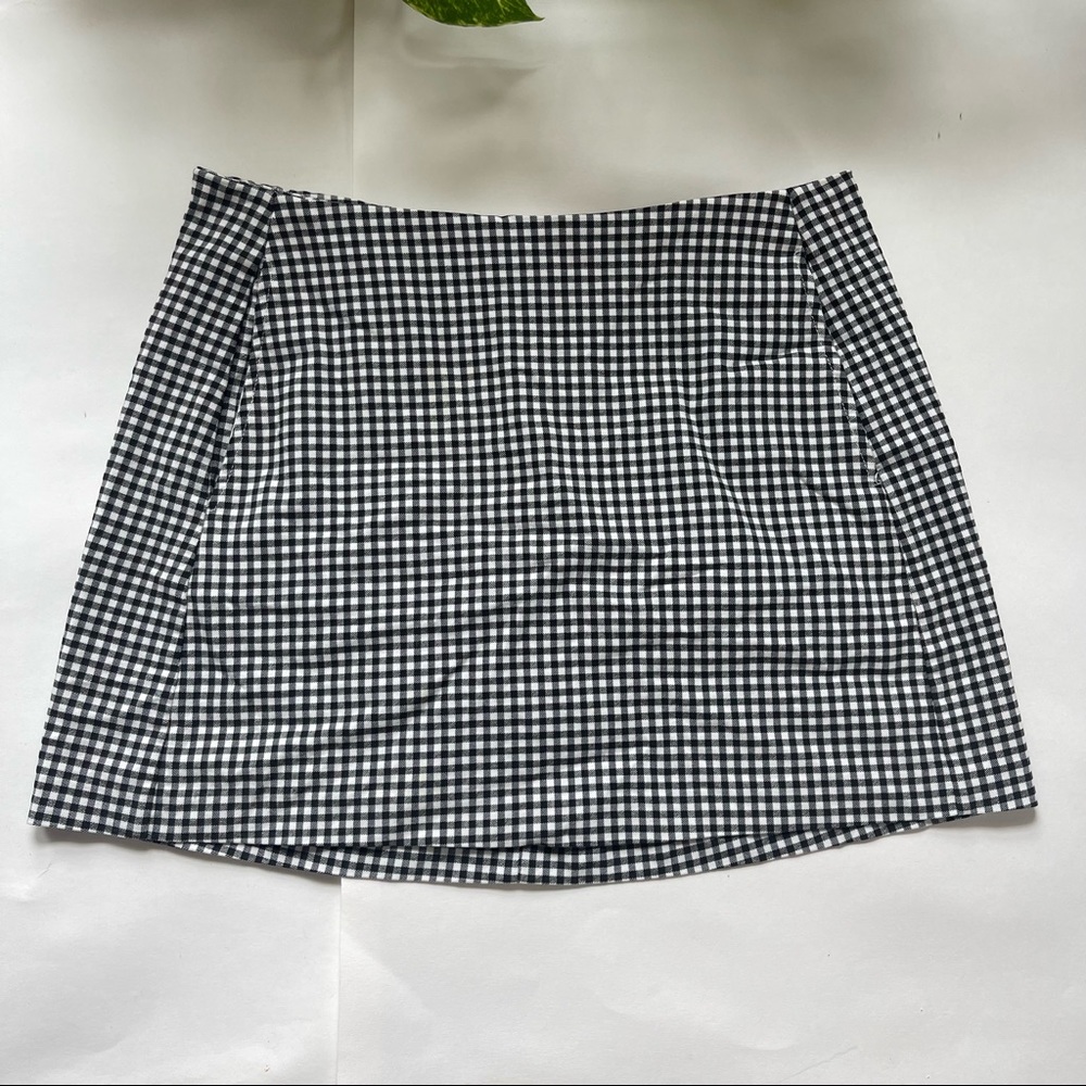 Urban Outfitters Black and White Gingham Mini Skirt